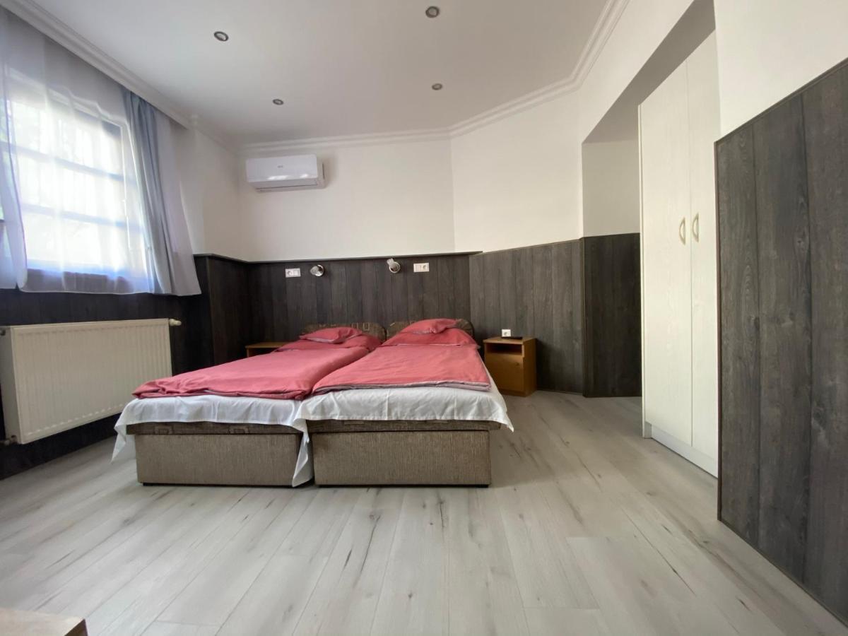 Holiday Apartmanhaz Balatonfüred Exterior foto